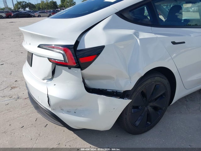 2024 TESLA MODEL 3 5YJ3E1EA1RF755761 Photo 5