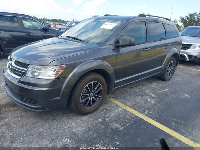 Dodge 2018 2018 3C4PDCABXJT183528 Image 2