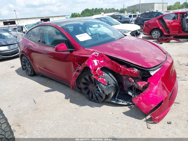 2024 TESLA MODEL Y 7SAYGDEF8RA285435 Photo 0