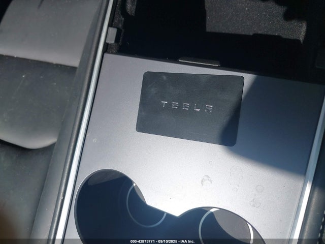 2024 TESLA MODEL Y 7SAYGDEF8RA285435 Photo 10