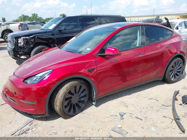 2024 TESLA MODEL Y 7SAYGDEF8RA285435 Photo 1