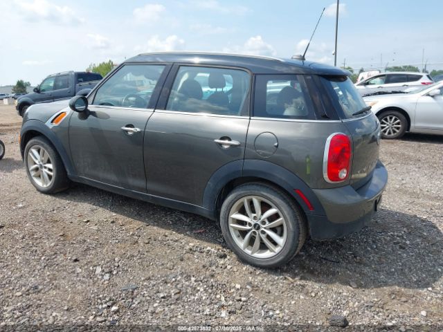 2014 MINI COUNTRYMAN WMWZB3C57EWR38900 Photo 2
