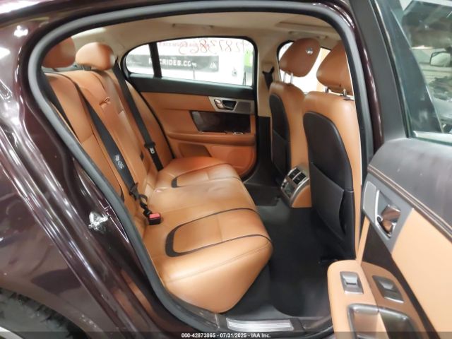 2012 JAGUAR XF SAJWA0HB1CLS34259 Photo 7