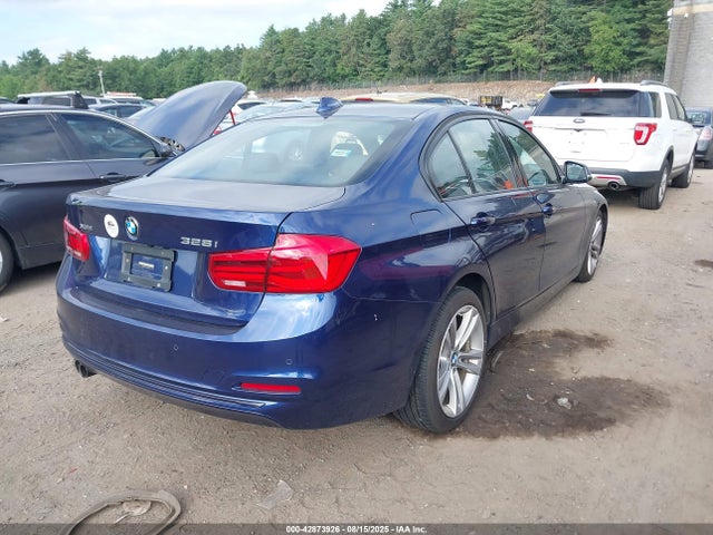 BMW 328I 2016 WBA8E3G5XGNU01525 Image 4