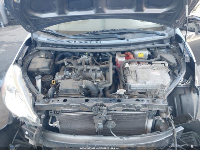 JTDKDTB30E1565789 Toyota 1nz-fxe+1lm