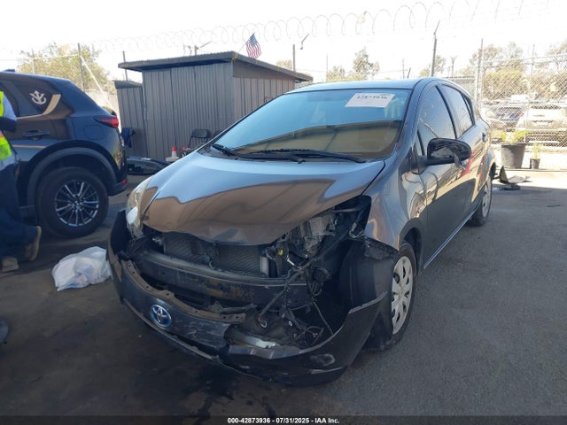 JTDKDTB30E1565789 Toyota 1nz-fxe+1lm