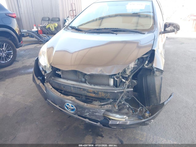 JTDKDTB30E1565789 Toyota 1nz-fxe+1lm