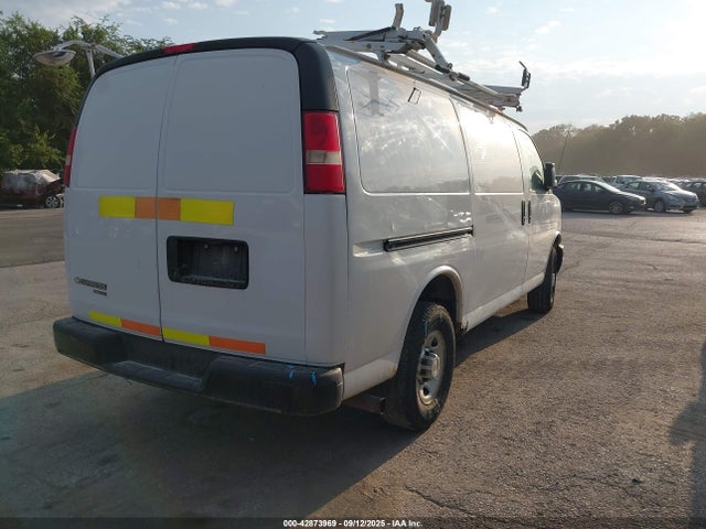 2013 CHEVROLET EXPRESS 2500 1GCWGFCA5D1140428 Photo 3