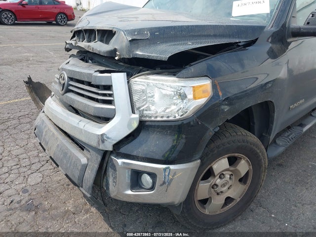 Toyota 1ur-fe 2014 5TFUM5F19EX055855 Image 20
