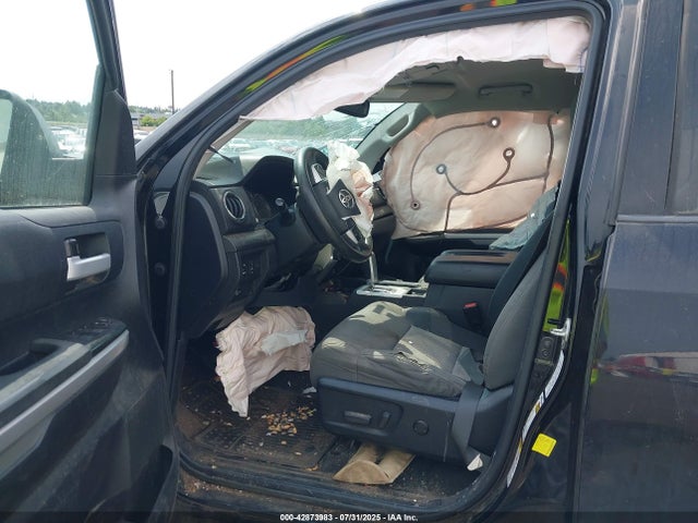 Toyota 1ur-fe 2014 5TFUM5F19EX055855 Image 5