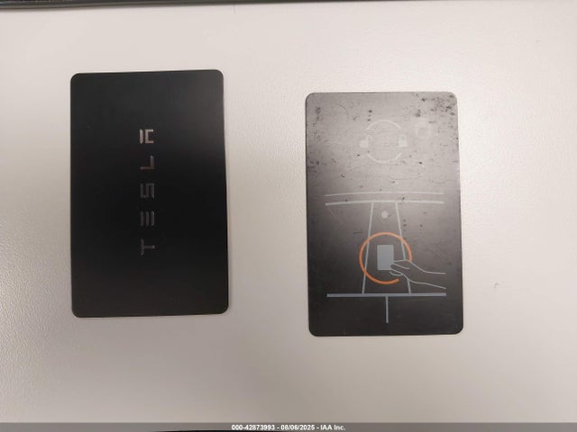 2024 TESLA MODEL Y 7SAYGDED5RF090491 Photo 10