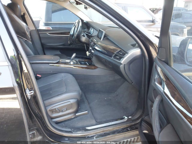 5UXKR2C50G0R68836 BMW X5