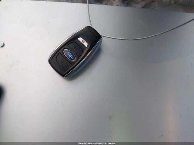 Subaru na 2021 JF2GTHNC5M8274200 Image 11