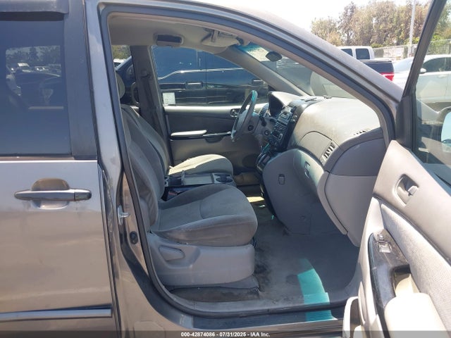 42874086 :رقم المزاد ، 5TDZA23C44S039165 vin ، 2004 Toyota Sienna Le مزاد بيع