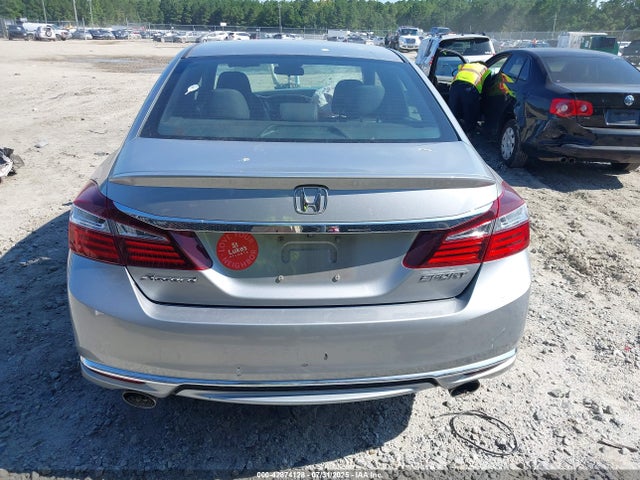 1HGCR2F56HA145729 Honda k24w1