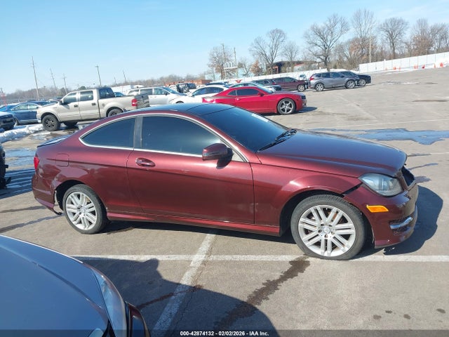 Aukcja sprzedaży 2015 Mercedes-benz C 250, vin: WDDGJ4HB5FG355812, numer aukcji: 42874132