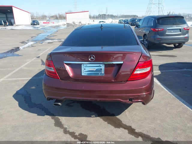 Aukcja sprzedaży 2015 Mercedes-benz C 250, vin: WDDGJ4HB5FG355812, numer aukcji: 42874132