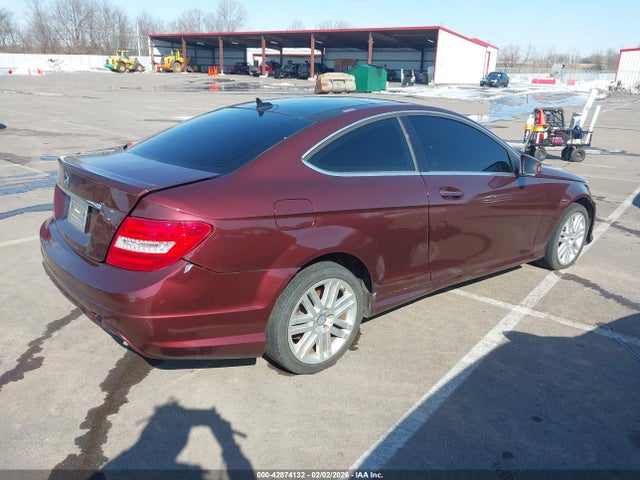 Aukcja sprzedaży 2015 Mercedes-benz C 250, vin: WDDGJ4HB5FG355812, numer aukcji: 42874132