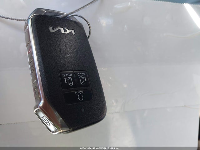 KNDNC5H35N6060868 KIA gdi lamda iii
