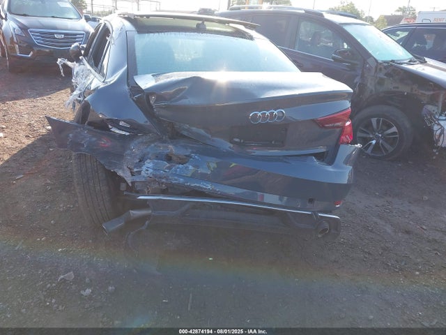 2018 AUDI A3 WAUB8GFF4J1071071 Photo 5