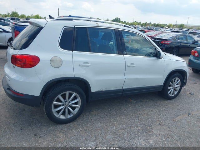 WVGRV7AX2HK006195 Volkswagen 2.0 tsi