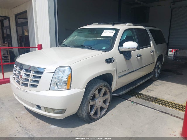 2013 CADILLAC ESCALADE ESV 1GYS4HEF3DR300443 Photo 1