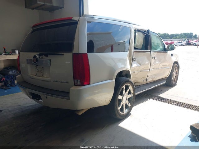 2013 CADILLAC ESCALADE ESV 1GYS4HEF3DR300443 Photo 3