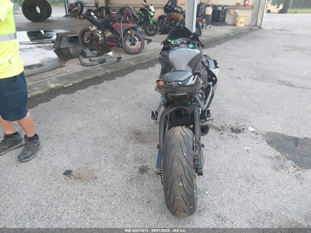 JKAZXCR13JA007031 Kawasaki Ninja Zx-10r