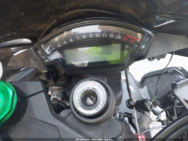 JKAZXCR13JA007031 Kawasaki Ninja Zx-10r