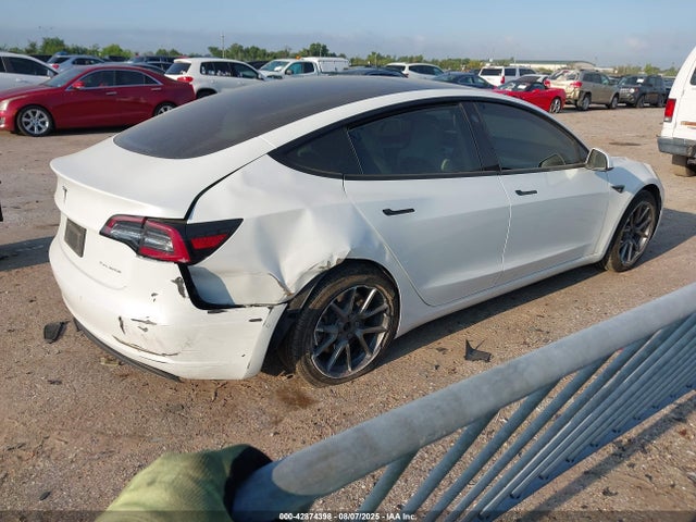 2022 TESLA MODEL 3 5YJ3E1EB3NF101623 Photo 3