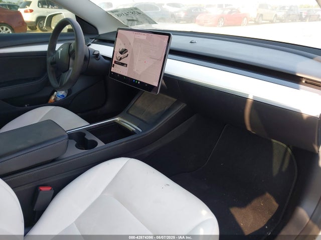2022 TESLA MODEL 3 5YJ3E1EB3NF101623 Photo 4