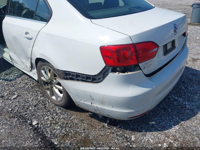 3VWD17AJ4EM327422 Volkswagen 2014
