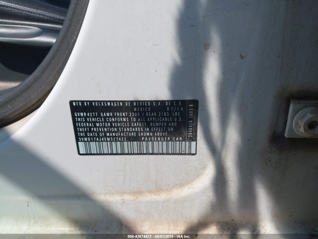 3VWD17AJ4EM327422 Volkswagen 2014