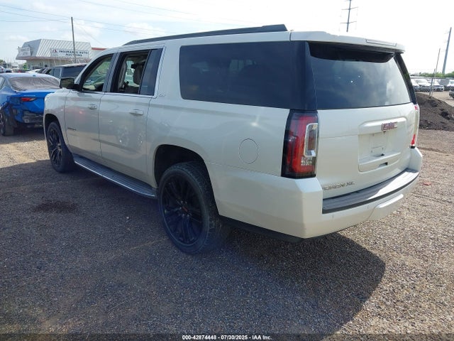 1GKS1HKC1FR267961 GMC Yukon Xl 1500 Slt
