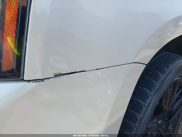 1GKS1HKC1FR267961 GMC Yukon Xl 1500 Slt