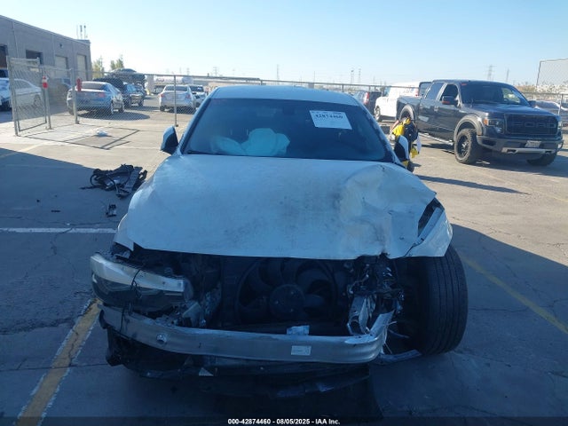 WBA8E1G53HNU14090 BMW 2017