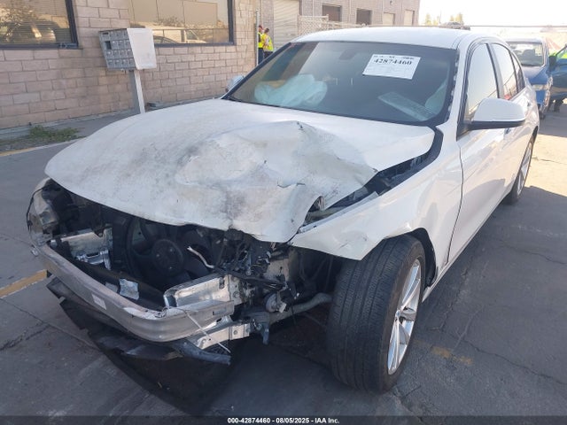 WBA8E1G53HNU14090 BMW 2017