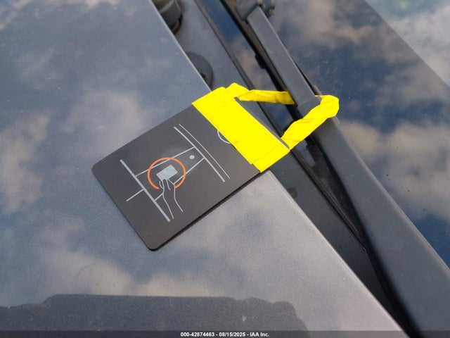 2022 TESLA MODEL 3 5YJ3E1EA0NF144565 Photo 10