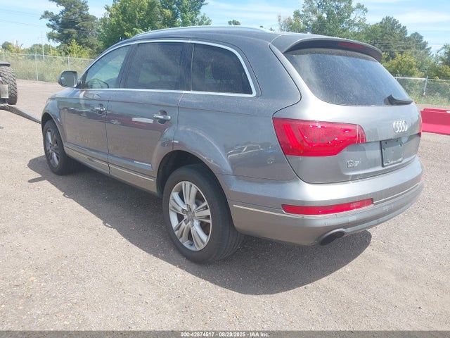 2011 AUDI Q7 WA1LGBFE5BD004591 Photo 2