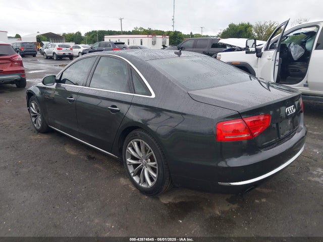 2011 AUDI A8 WAUAVAFD2BN020842 Photo 2