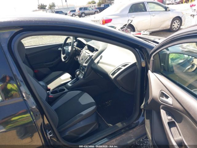 2014 FORD FOCUS 1FADP3F26EL454563 Photo 4