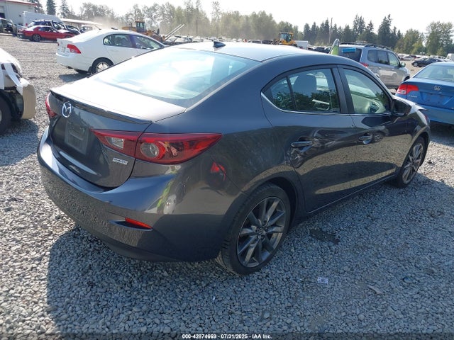 3MZBN1W36JM264322 Mazda py