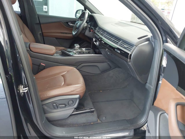 2017 AUDI Q7 WA1LHAF70HD039461 Photo 4