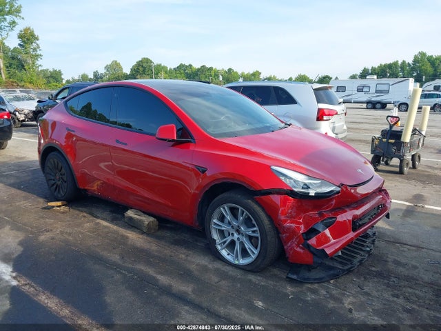2021 TESLA MODEL Y 5YJYGDEE8MF285788 Photo 0