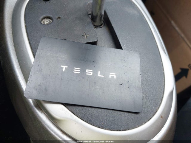 2021 TESLA MODEL Y 5YJYGDEE8MF285788 Photo 10