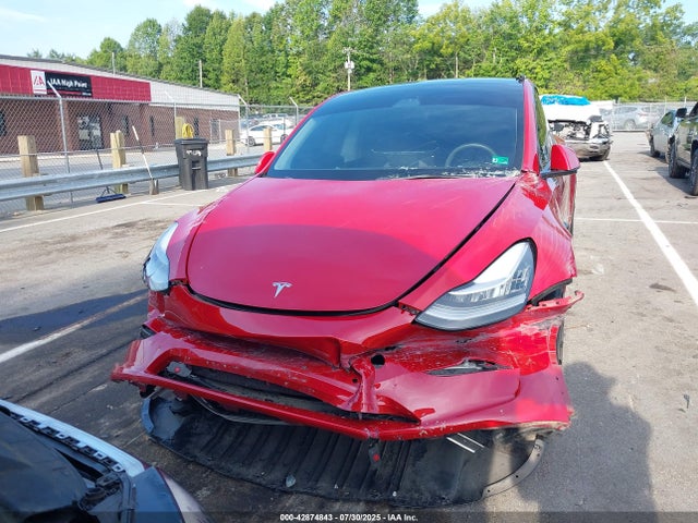 5YJYGDEE8MF285788 Tesla 2021