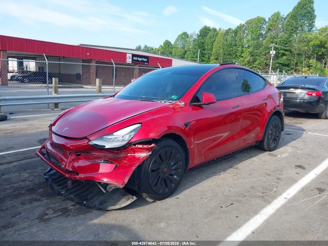 2021 TESLA MODEL Y 5YJYGDEE8MF285788 Photo 1
