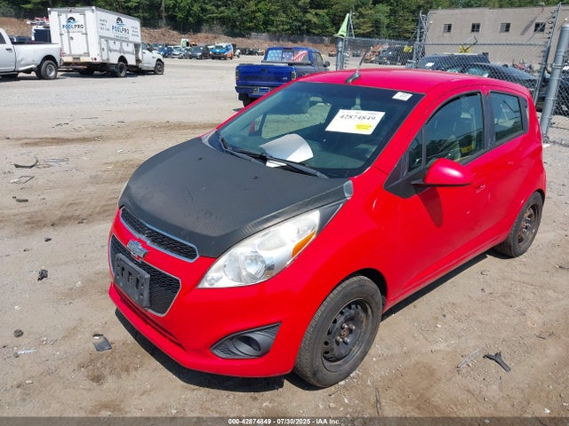 Chevrolet ll0 2014 KL8CB6S90EC456746 Image 2