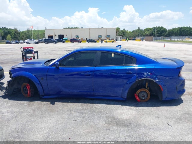 42874878 :رقم المزاد ، 2C3CDXL93NH101979 vin ، 2022 Dodge Charger Srt Hellcat Redeye Widebody مزاد بيع