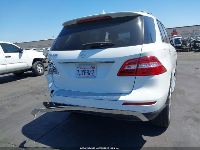 Mercedes-Benz 2015 2015 4JGDA5JB2FA529220 Image 16